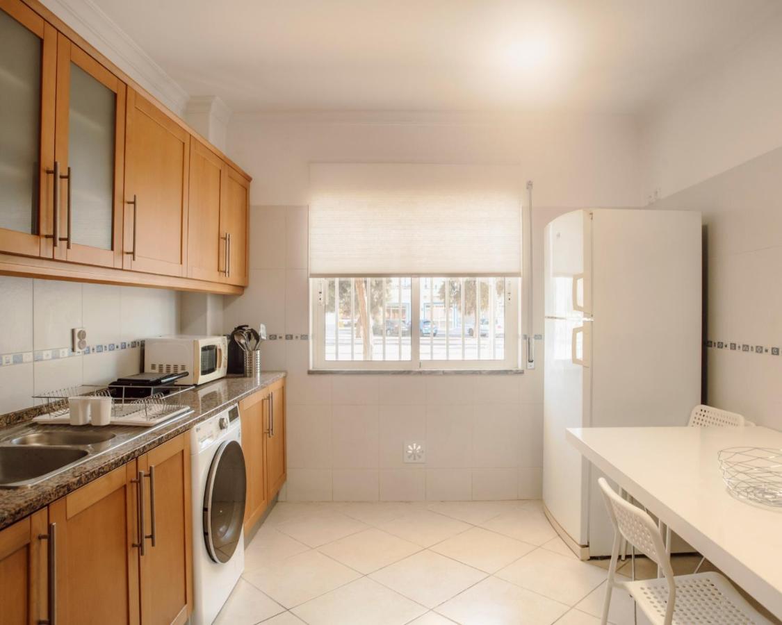 Harbour'S Way, Spacious And Cosy Apartment, With Ac Olhão Dış mekan fotoğraf