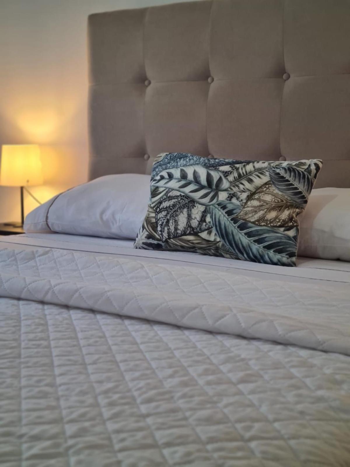 Harbour'S Way, Spacious And Cosy Apartment, With Ac Olhão Dış mekan fotoğraf